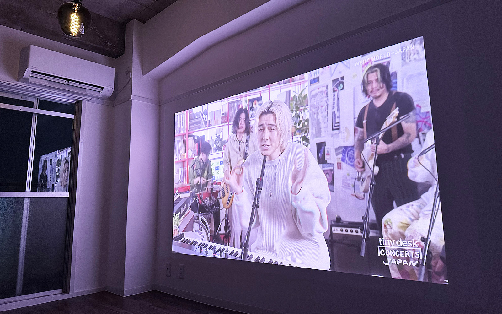 プロジェクターが映える壁面